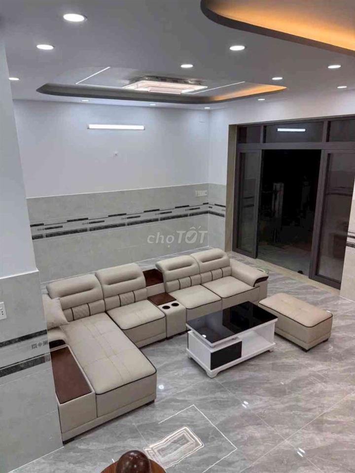 BÁN GẤP NHÀ 2 TẦNG - BTCT - 120M2 - BÀ ĐIỂM - HÓC MÔN - CHỈ HƠN 5 TỶ
