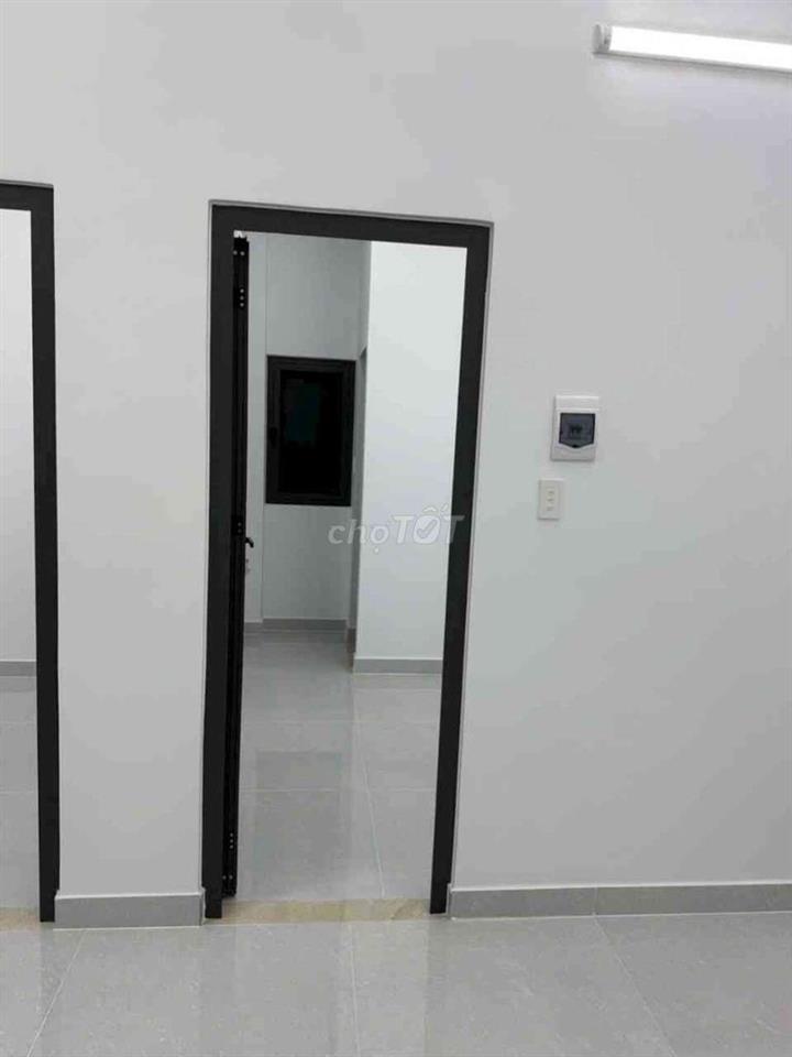 BÁN GẤP NHÀ 2 TẦNG - BTCT - 120M2 - BÀ ĐIỂM - HÓC MÔN - CHỈ HƠN 5 TỶ