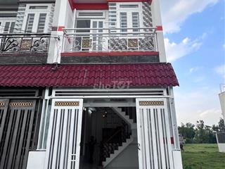 Bán nhanh căn nhà có sổ xây đúc thật 400tr 44m2 giáp Phan Văn Hớn
