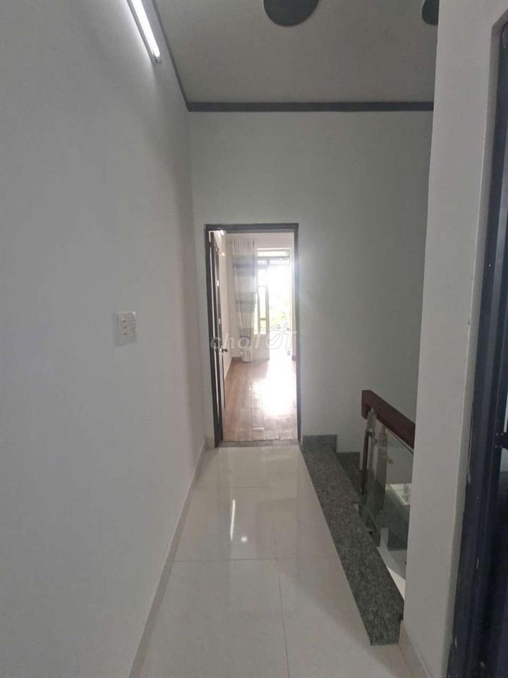 Nhà 515tr 72m2 Hóc Môn có ban công rộng rãi gần chợ Xuân Thới Sơn
