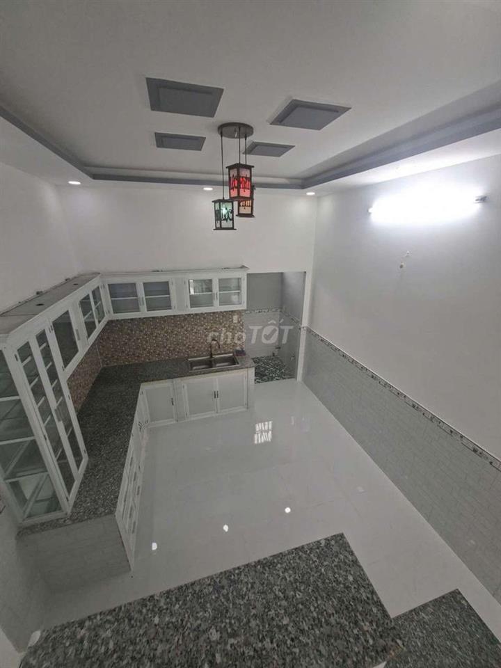 Nhà 515tr 72m2 Hóc Môn có ban công rộng rãi gần chợ Xuân Thới Sơn