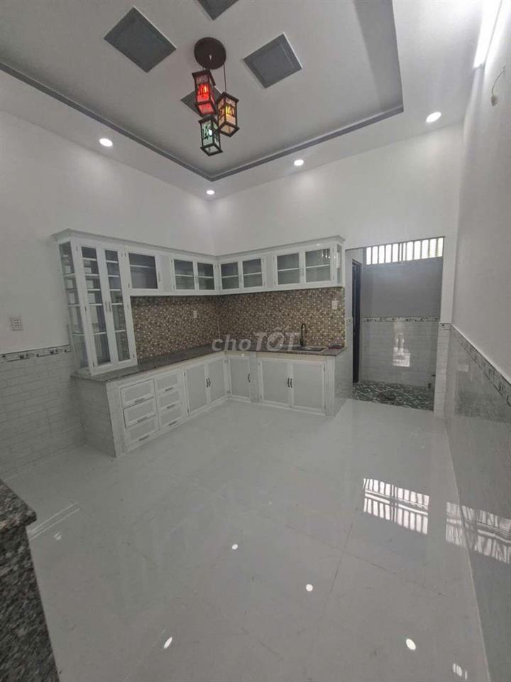 Nhà 515tr 72m2 Hóc Môn có ban công rộng rãi gần chợ Xuân Thới Sơn