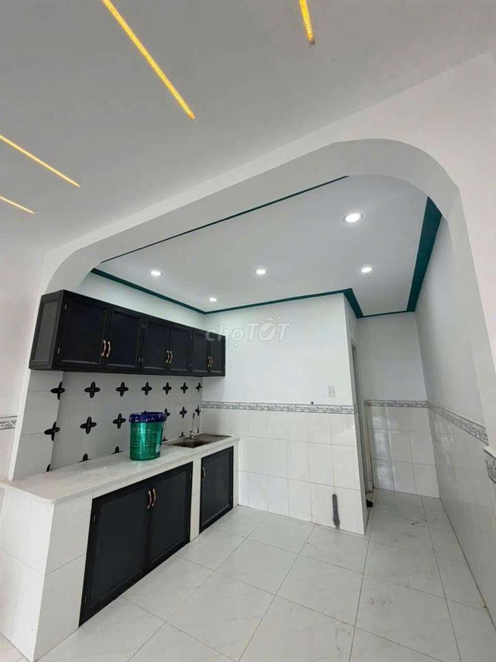 Bán rẻ cho ai cần nhà Hóc Môn 380tr mới như hình