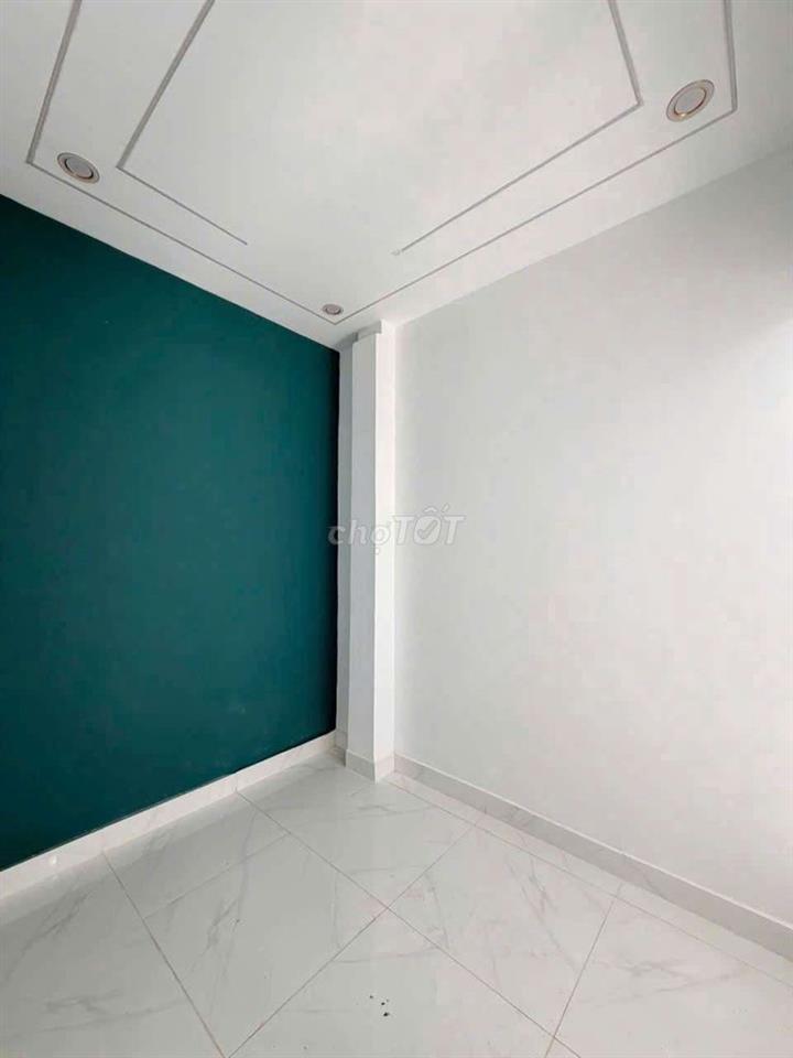 Bán rẻ cho ai cần nhà Hóc Môn 380tr mới như hình