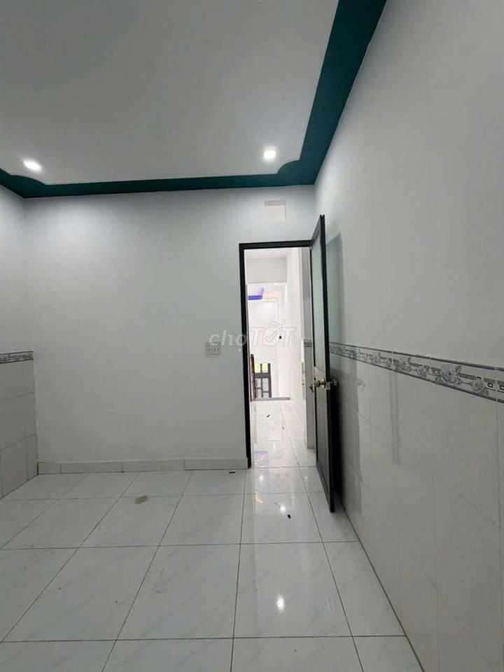 Bán rẻ cho ai cần nhà Hóc Môn 380tr mới như hình