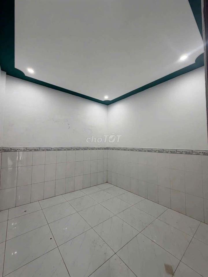 Bán rẻ cho ai cần nhà Hóc Môn 380tr mới như hình