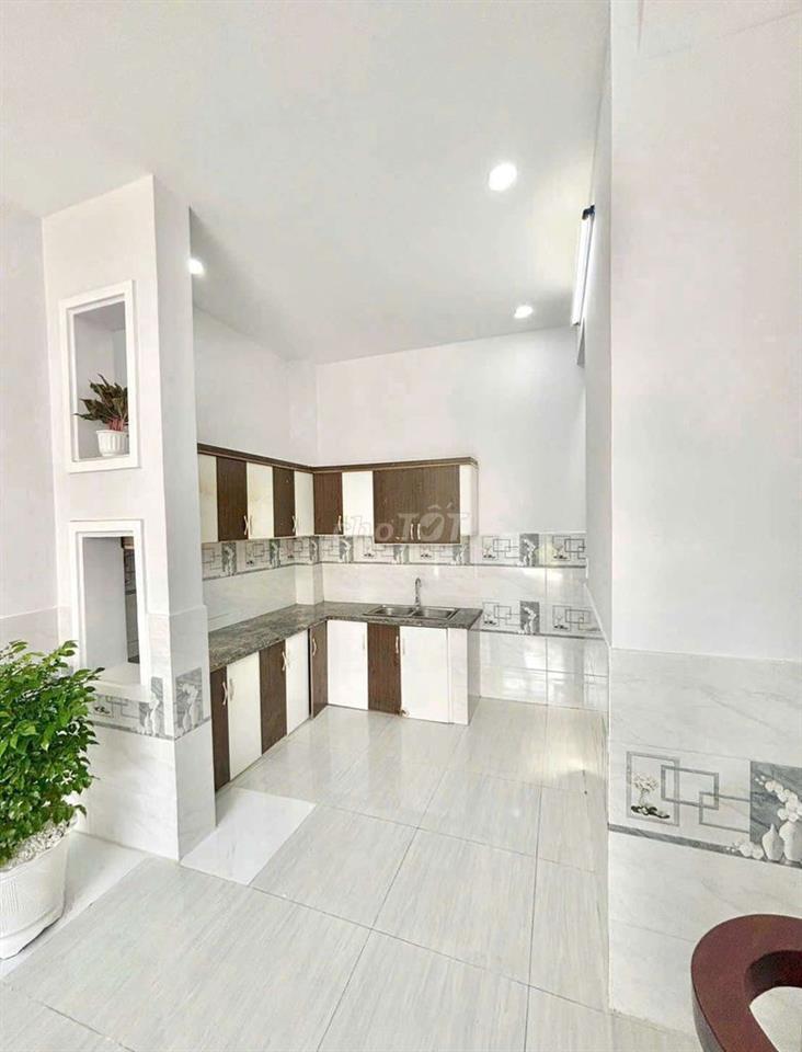 Nhà riêng Hóc Môn chính chủ có sổ 350tr bao sang tên