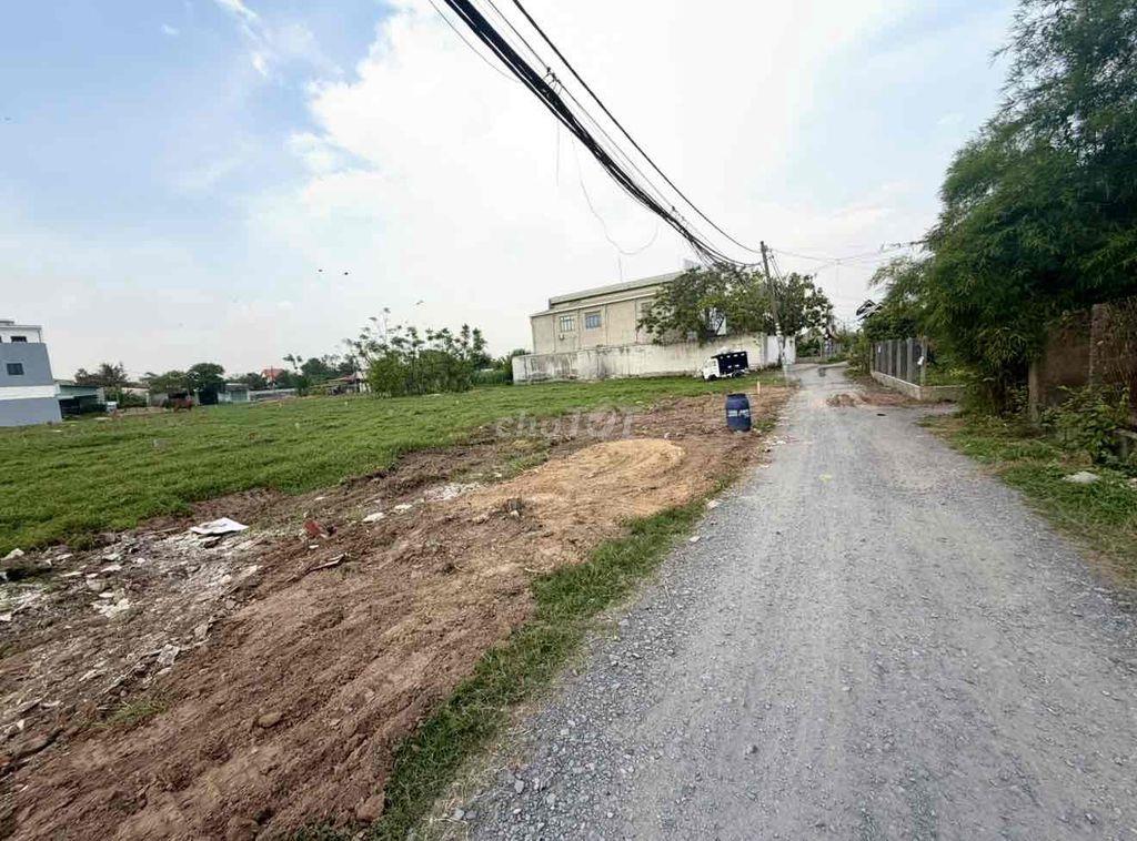 đất Thổ cư x 5x20m. còn 3lô sát nhau . Lê Thi Kim . Đồng Bà Canh