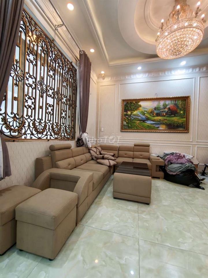Nhà đẹp fun nội thất cao cấp,gần pvh