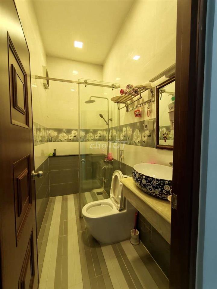 Nhà đẹp fun nội thất cao cấp,gần pvh