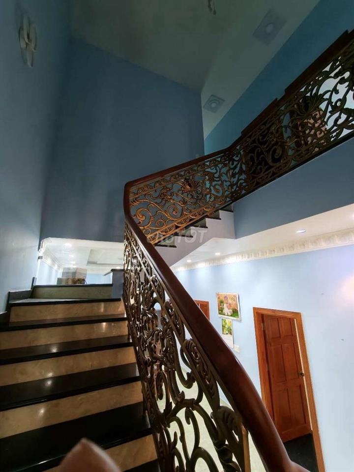 Nhà đẹp fun nội thất cao cấp,gần pvh