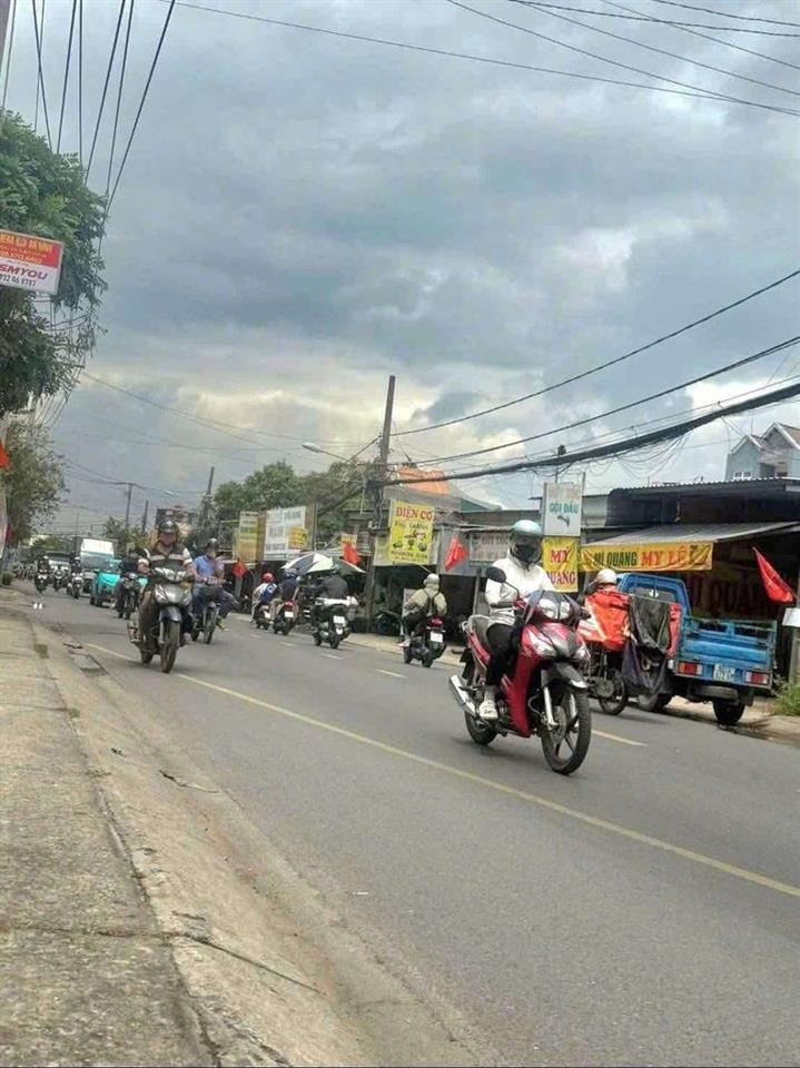 đất đẹp 2 mặt tiền trước sau,1 xẹc nguyễn thị thử gần cv sinh thái 