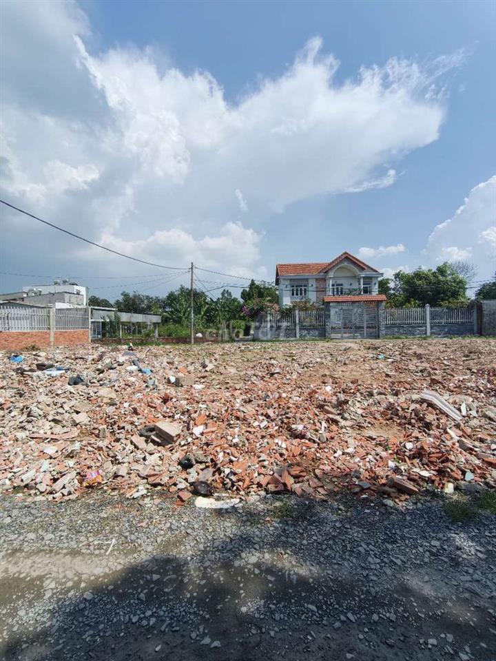 đất đẹp 2 mặt tiền trước sau,1 xẹc nguyễn thị thử gần cv sinh thái 