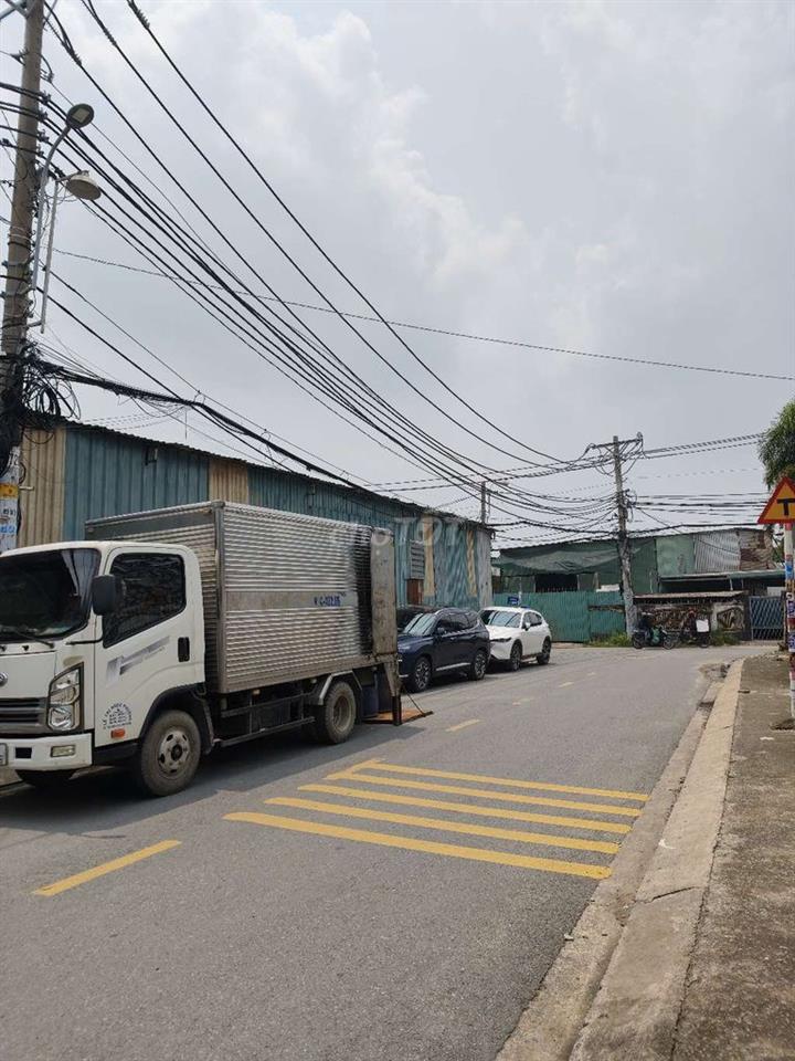 Nhà mặt tiền gần võ thị hồi, trần văn mười 