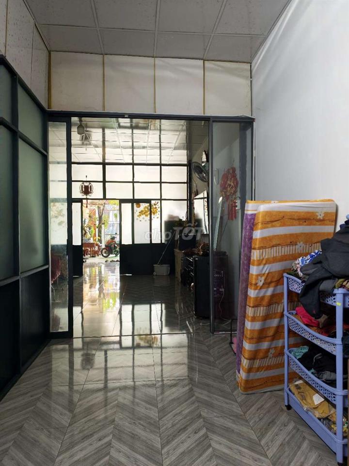 Nhà mặt tiền gần võ thị hồi, trần văn mười 