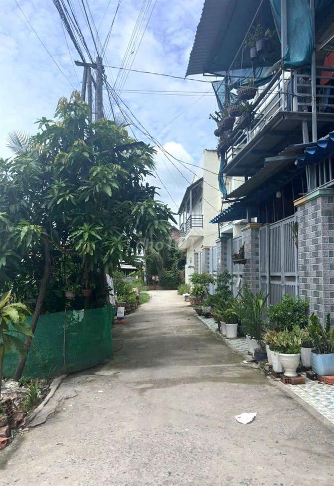 Chính chủ cần bán gấp nhà hẻm Phan Văn Hớn Hóc Môn 44m2 nở hậu