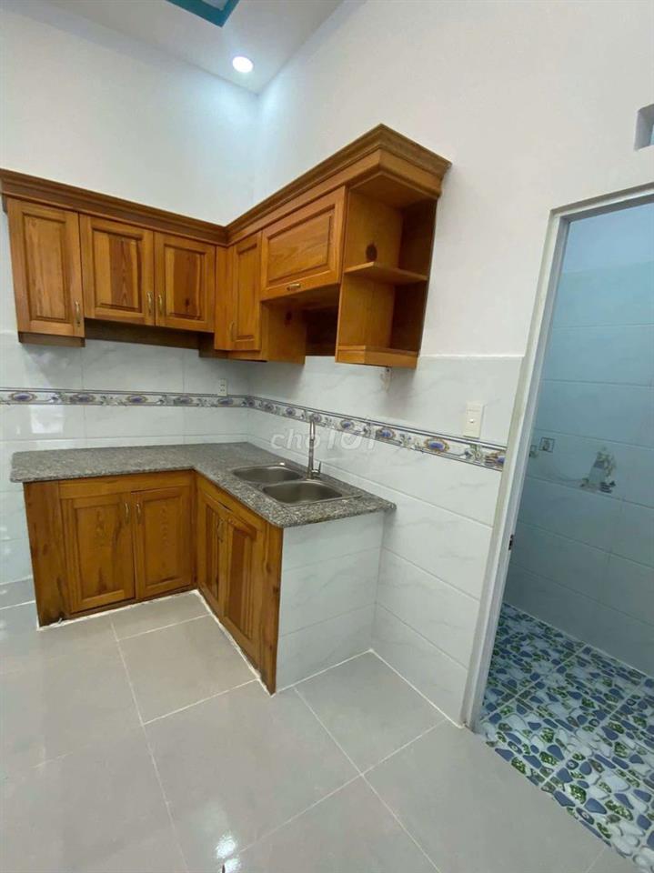 Nhà hẻm Hóc Môn SHR 4x16 550tr đường Phan Văn Hớn