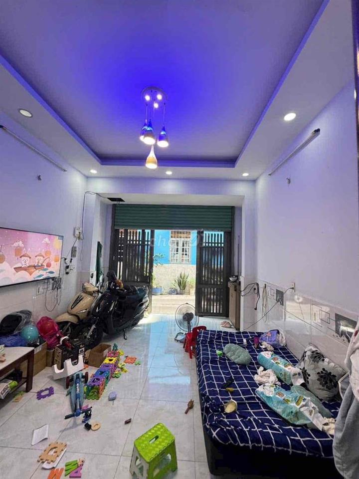 Nhà 495 triệu pháp lý chuẩn tại Xuân Thới Thượng, Hóc Môn
