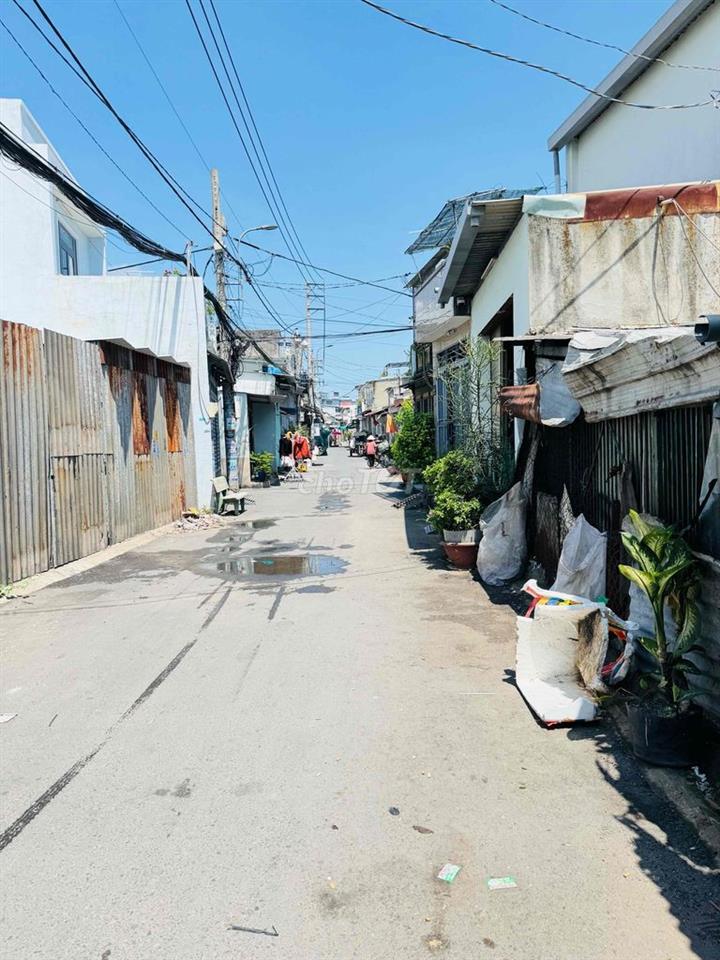 NHÀ BÁN SỔ RIÊNG GẦN NHÀ THỜ BÙI MÔN