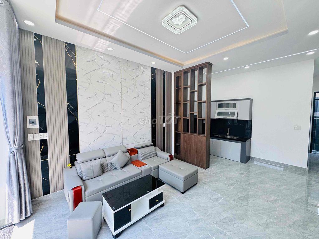 NHÀ BÁN SỔ RIÊNG GẦN NHÀ THỜ BÙI MÔN