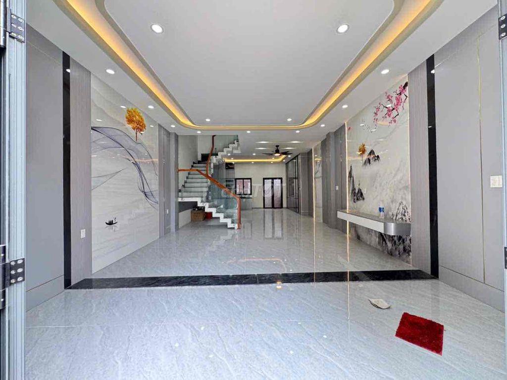 Bán Nhà Đã Có Sổ Hoàn Công Đầy Đủ Chợ Đầu Mối Hóc Môn
