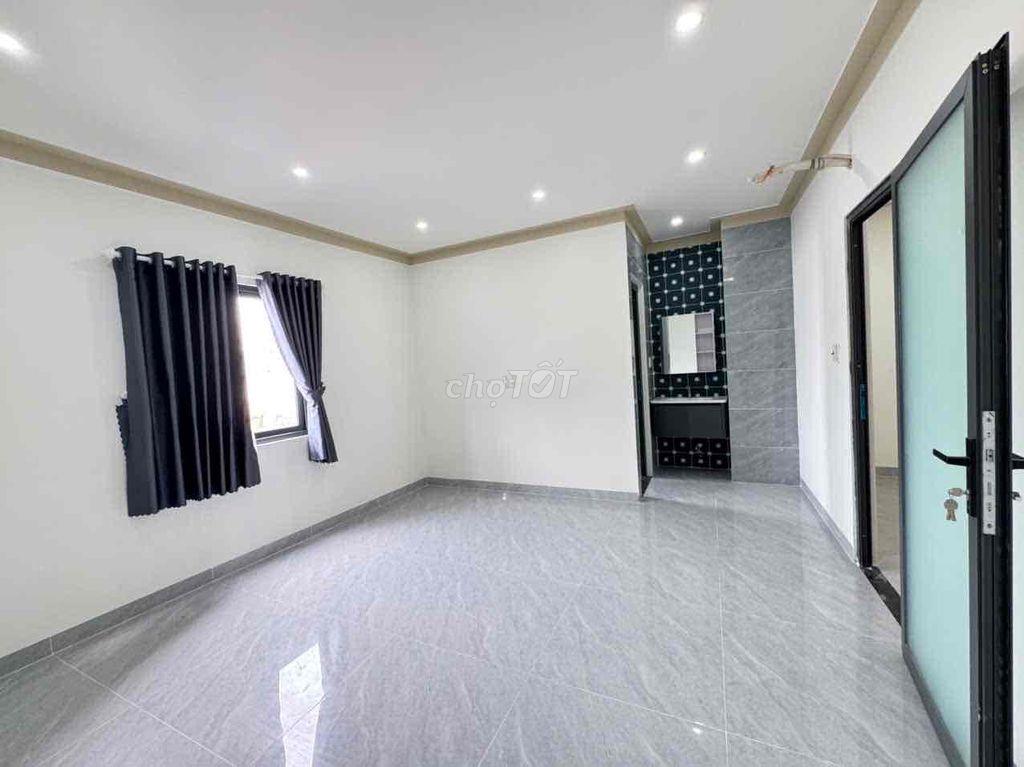 Bán Nhà Đã Có Sổ Hoàn Công Đầy Đủ Chợ Đầu Mối Hóc Môn