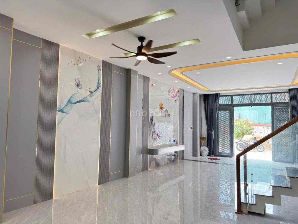 Bán Nhà Đã Có Sổ Hoàn Công Đầy Đủ Chợ Đầu Mối Hóc Môn