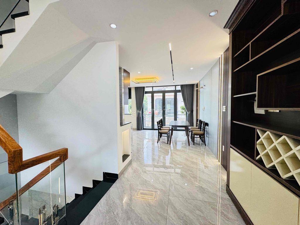 BÁN NHÀ 1 LỬNG 2 LẦU SÂN THƯỢNG TRƯỜNG CẤP 3 BÀ ĐIỂM