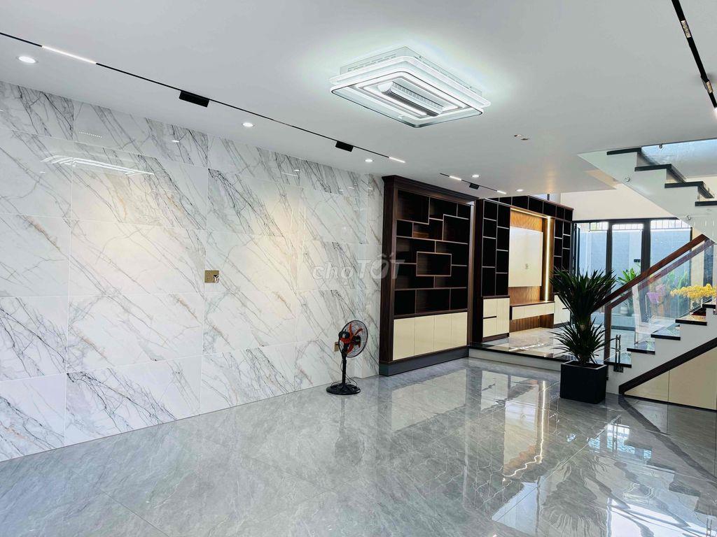 BÁN NHÀ 1 LỬNG 2 LẦU SÂN THƯỢNG TRƯỜNG CẤP 3 BÀ ĐIỂM