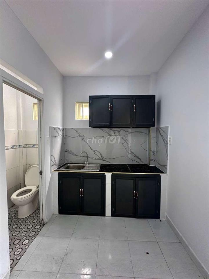 NHÀ GẦN NGÃ BA GIỒNG HÓC MÔN GIÁ 435TR 33,8M2