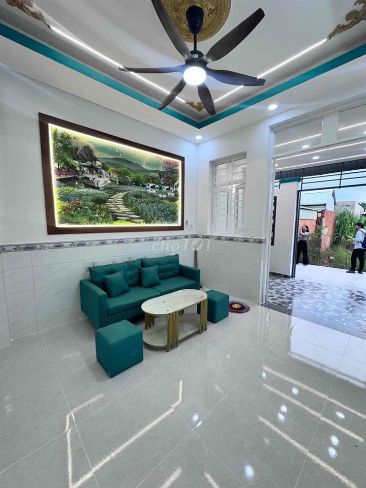 Nhà lầu giáp Hóc Môn, Bình Chánh 425tr đã lên thổ cư
