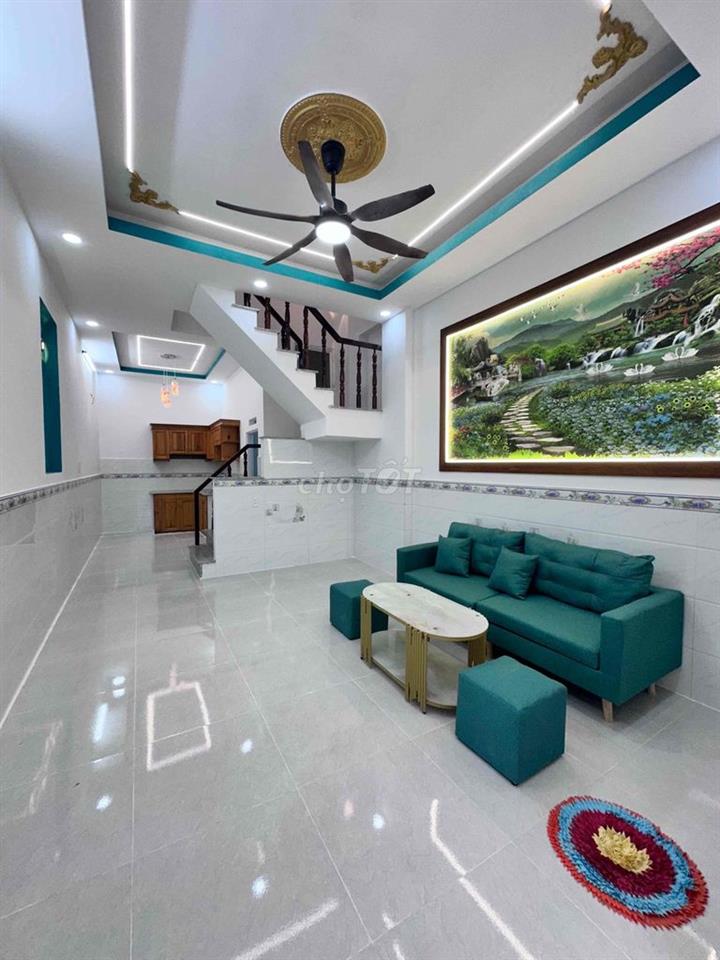 Nhà lầu giáp Hóc Môn, Bình Chánh 425tr đã lên thổ cư