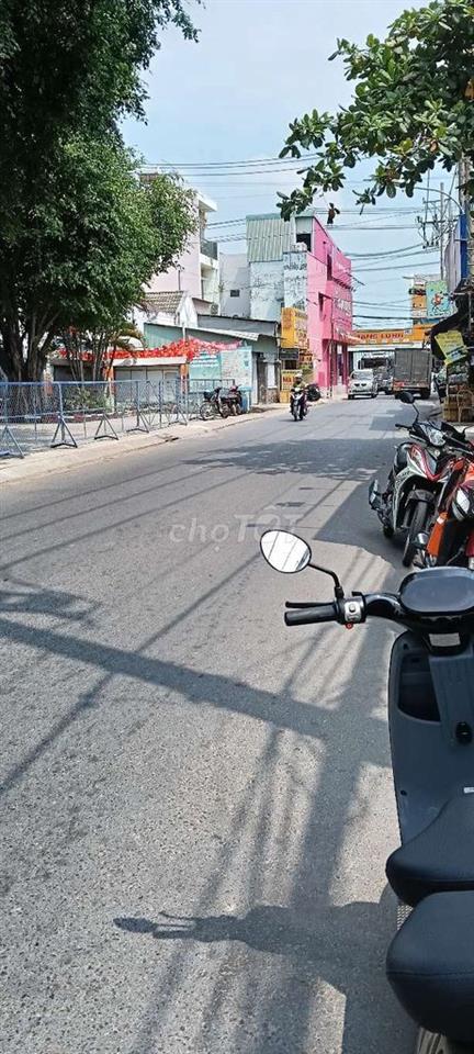 CHO THUÊ NHÀ XƯỞNG MT ĐƯỜNG NHỰA 11M x 40M