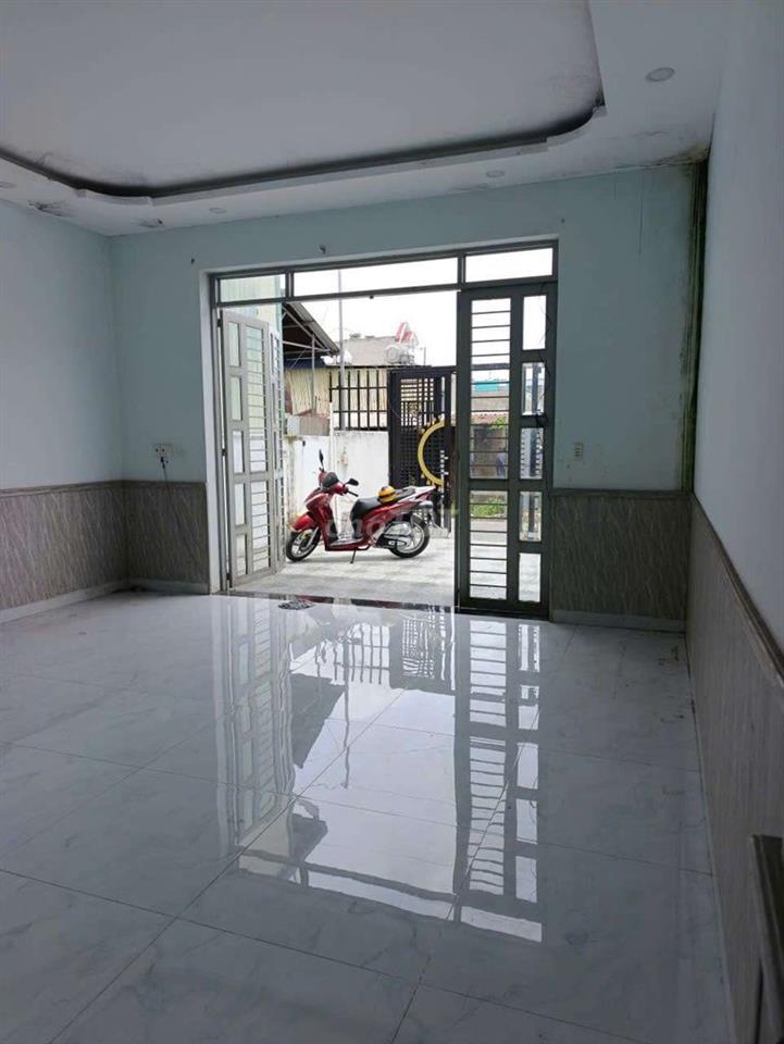 CHO THUÊ NHÀ XƯỞNG MT ĐƯỜNG NHỰA 11M x 40M
