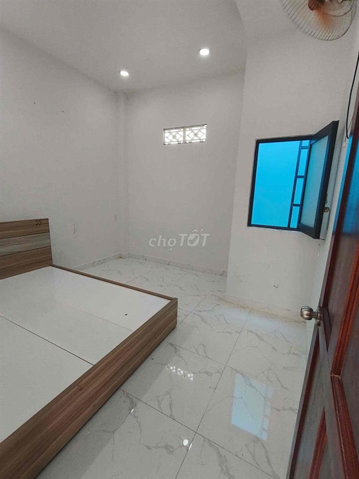 Chính chủ bán gấp nhà 420 Triệu sẵn nội thất Chợ Nhị Xuân Hóc Môn