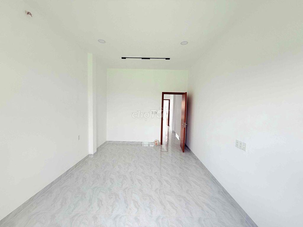 Bán nhà Hẻm Xe Hơi, Ngã Tư Tô Ký, DT 70m2 full, SHR mới, GIÁ 4.39 Tỷ