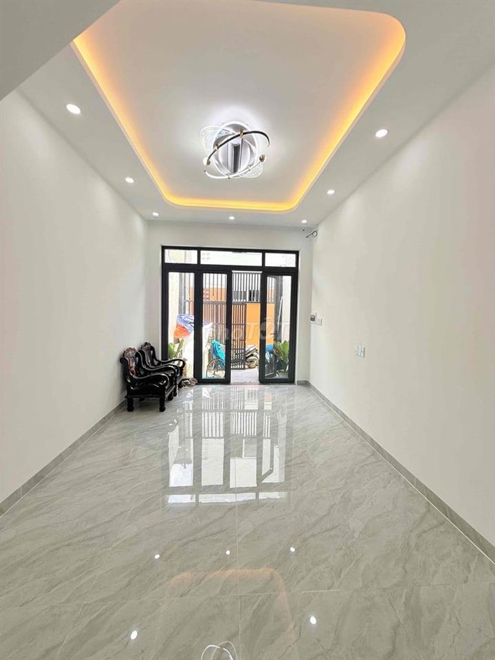 Bán nhà Hẻm Xe Hơi, Ngã Tư Tô Ký, DT 70m2 full, SHR mới, GIÁ 4.39 Tỷ