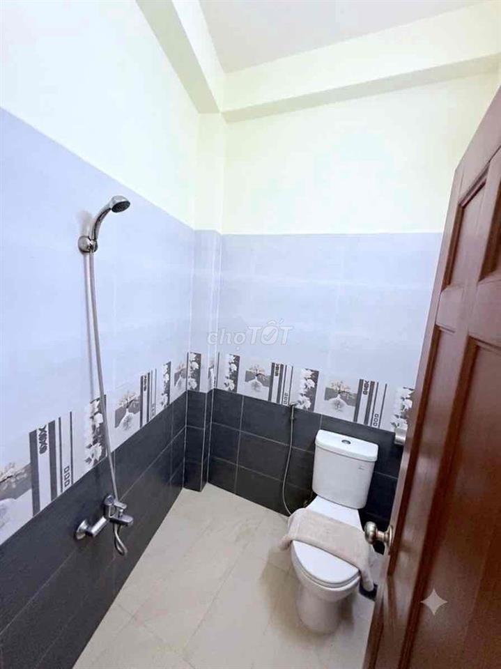 Bán nhà HXH ngay Chợ cầu Quang trung, Q12, 62m2, Giá 4.15 Tỷ TL