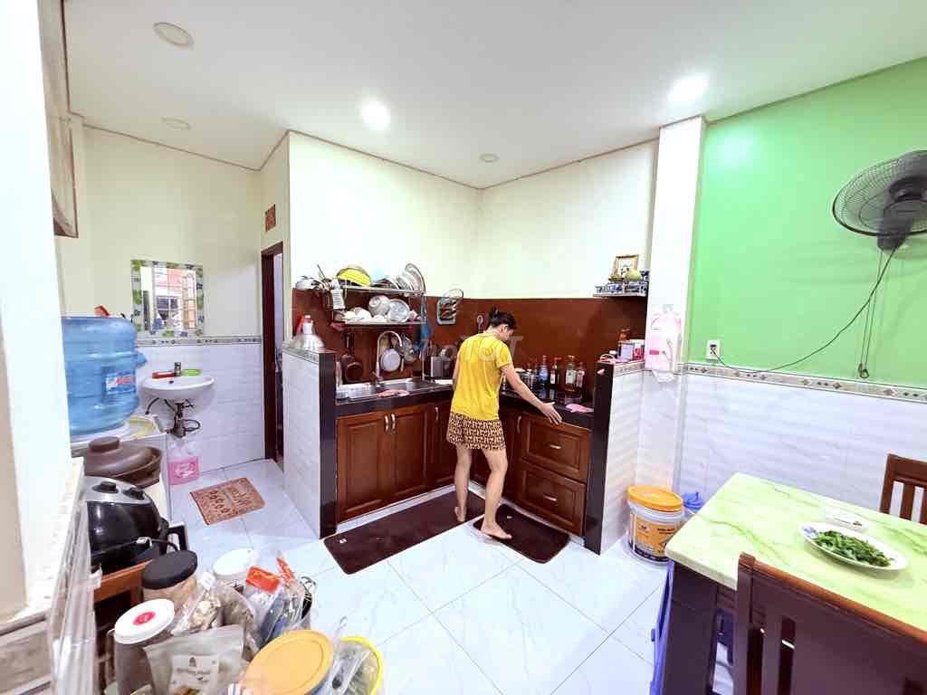 Bán nhà HXH ngay Chợ cầu Quang trung, Q12, 62m2, Giá 4.15 Tỷ TL