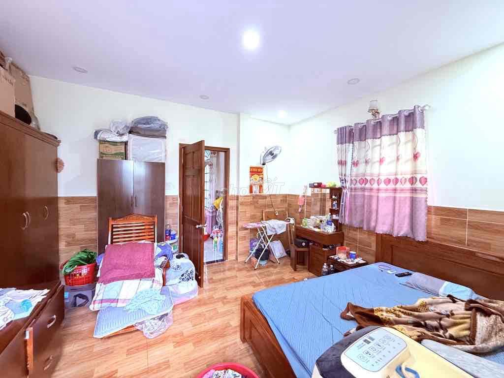 Bán nhà HXH ngay Chợ cầu Quang trung, Q12, 62m2, Giá 4.15 Tỷ TL