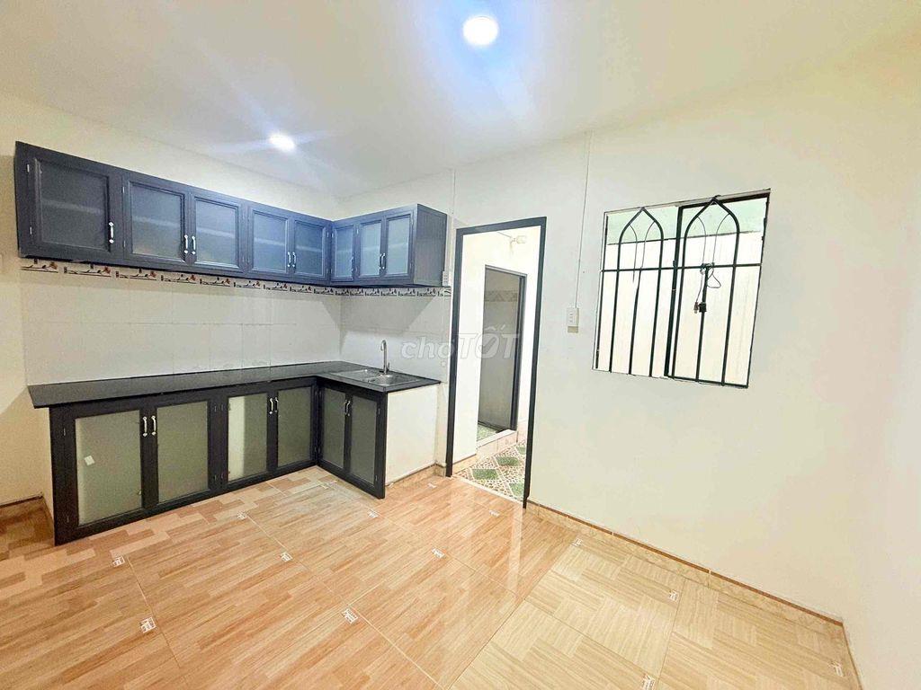 Bán nhà Quận 12 - KDC Hiệp Thành City - DT 72m2, 4 PN - Giá 3.59 Ty