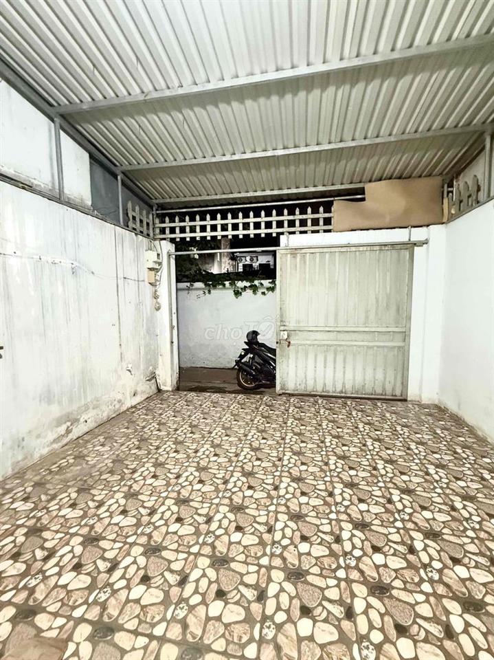 Bán nhà ngon Đông Hưng Thuận, Ngay chợ Cây Sộp, 62m2, Giá 3.35 Tỷ