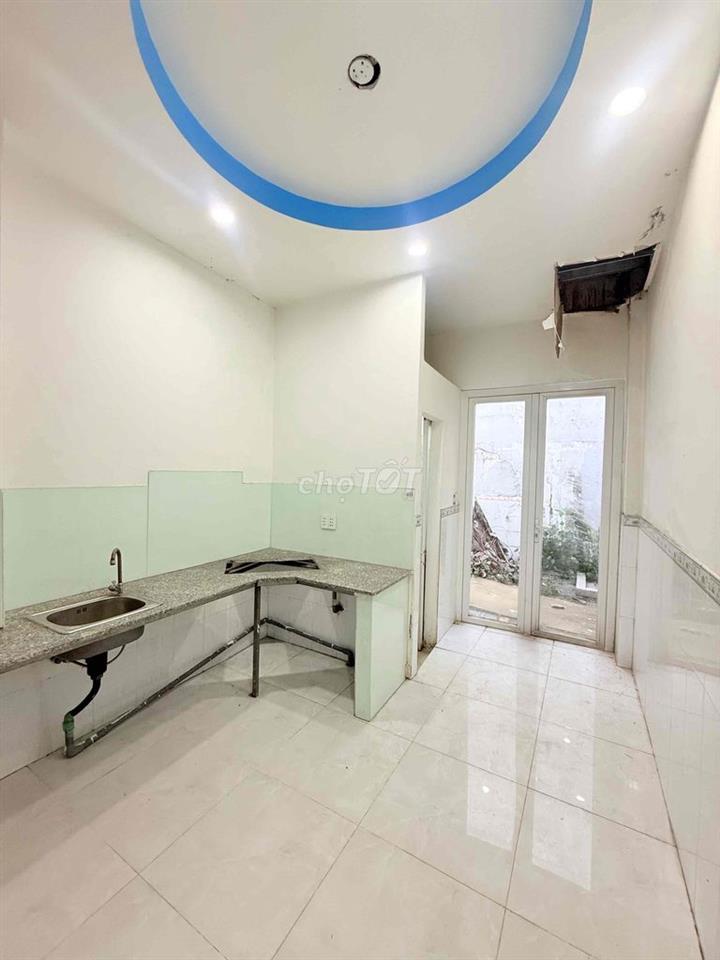 Bán nhà BTCT sát Mega Hiệp Phú, Qua GV 3p, DT 60m, Giá 3.19 Tỷ TL