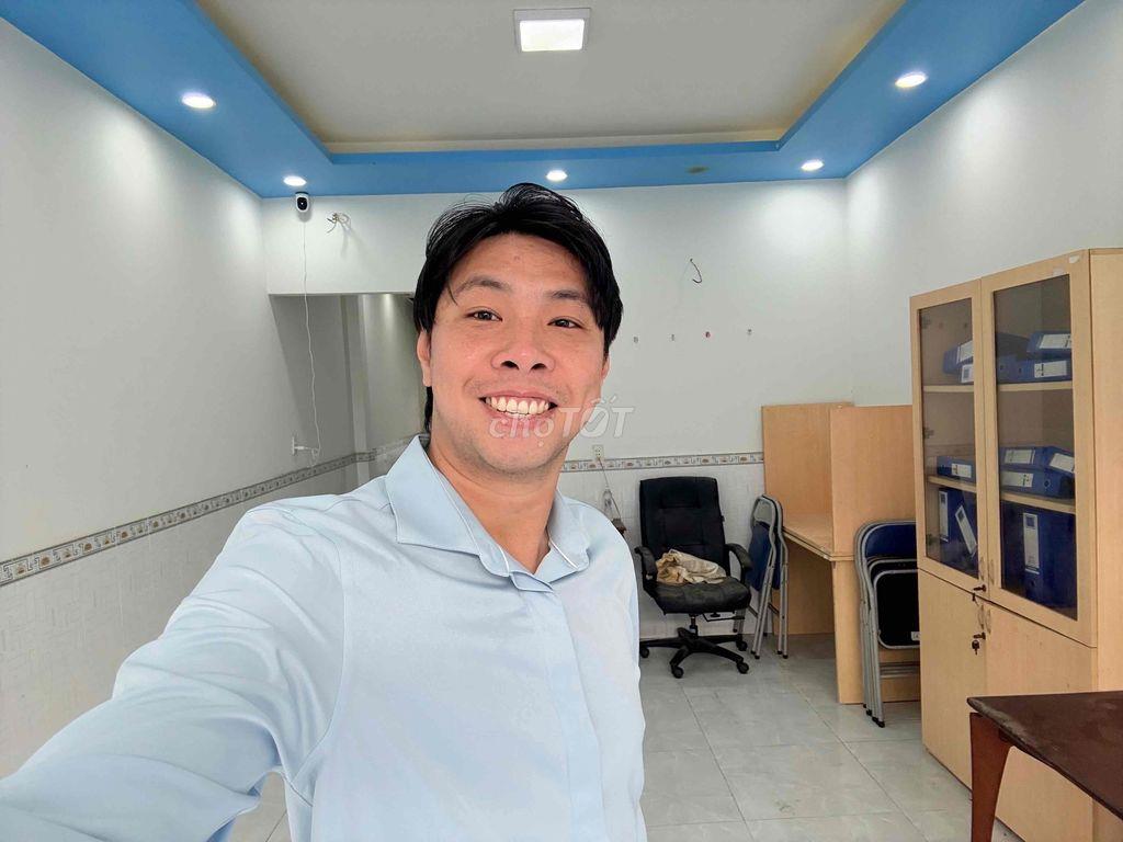 Bán nhà BTCT sát Mega Hiệp Phú, Qua GV 3p, DT 60m, Giá 3.19 Tỷ TL