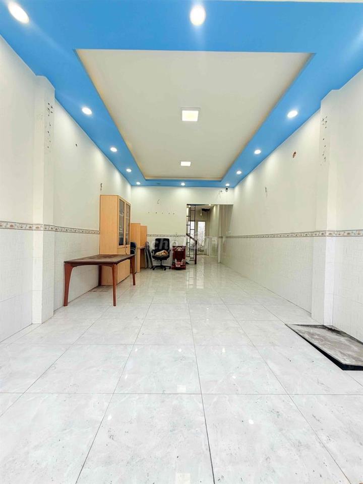 Bán nhà BTCT sát Mega Hiệp Phú, Qua GV 3p, DT 60m, Giá 3.19 Tỷ TL