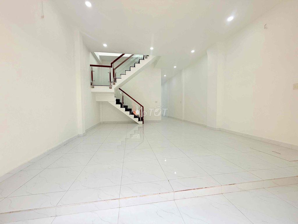 Bán nhà HẺM XE HƠI, Huỳnh Thị Hai, ngã 4 Tô Ký, DT 81m2, Giá 3.49 Tỷ