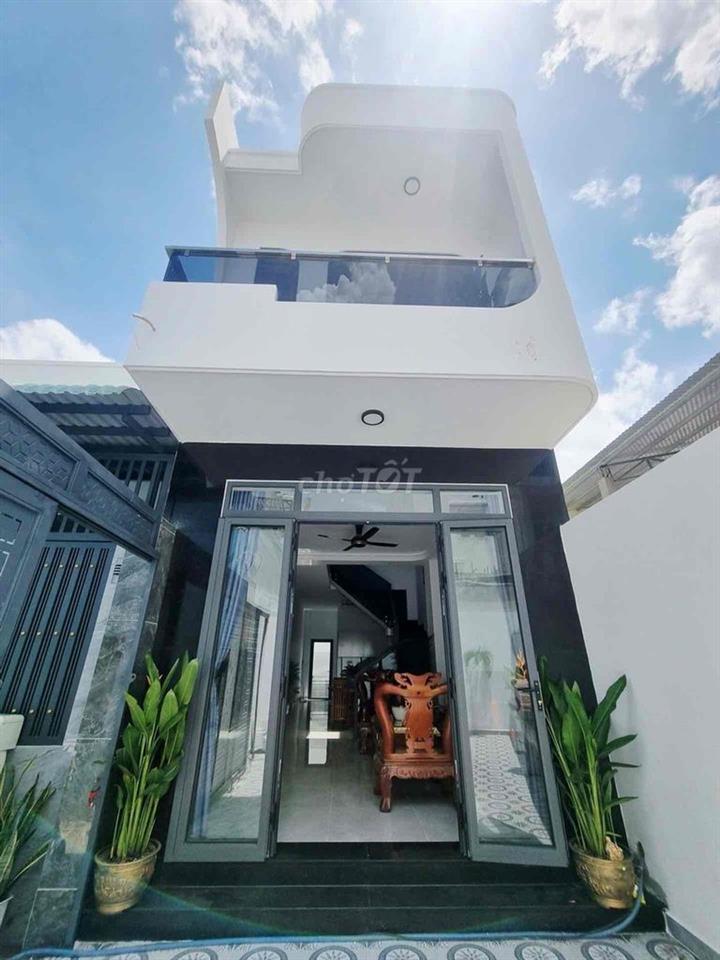 Bán nhà Ôtô Ngủ Trong Nhà, Chợ Hiệp Thành, 91m2, SHR, Giá 4.95 Tỷ