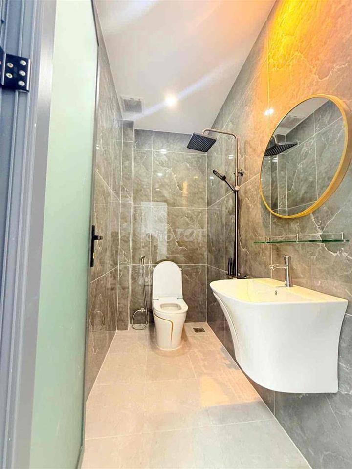 Bán nhà Ôtô Ngủ Trong Nhà, Chợ Hiệp Thành, 91m2, SHR, Giá 4.95 Tỷ