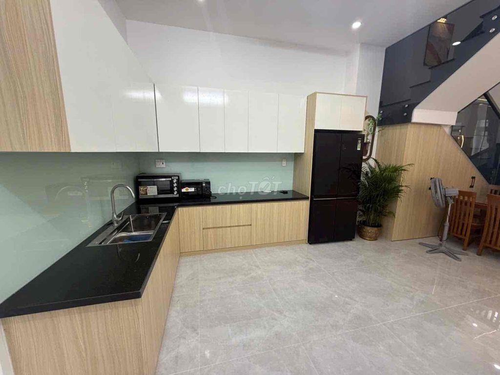 Bán nhà Ôtô Ngủ Trong Nhà, Chợ Hiệp Thành, 91m2, SHR, Giá 4.95 Tỷ
