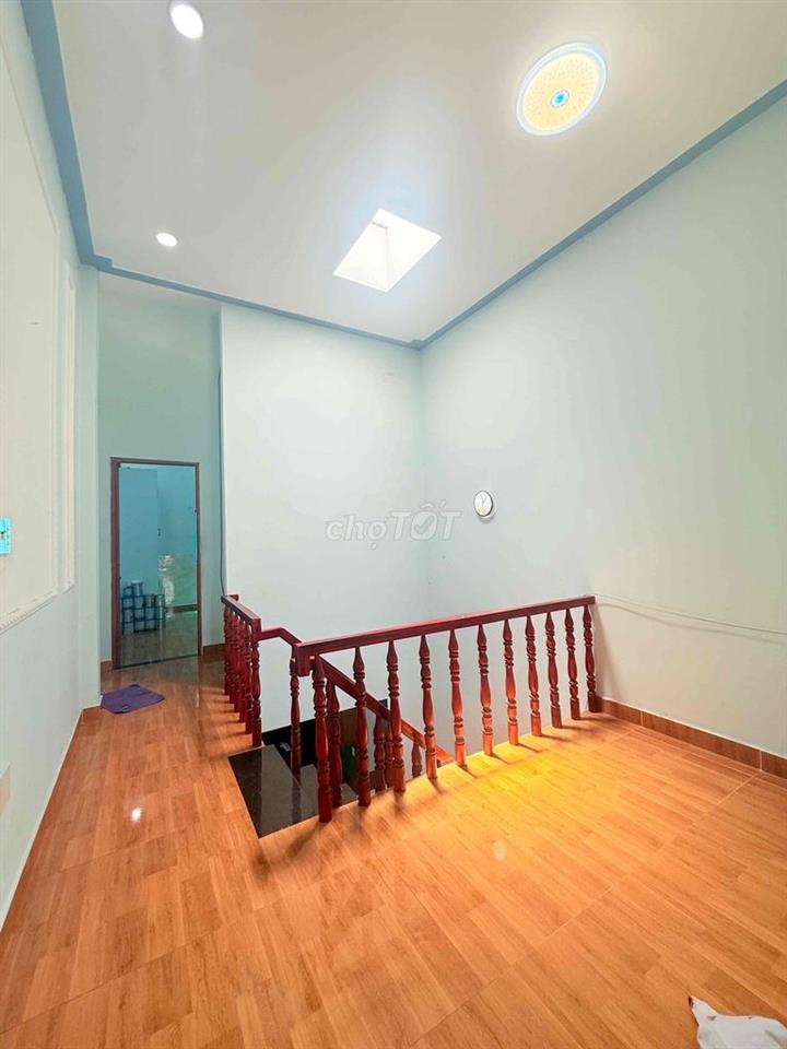 Bán nhà 2 Tầng BTCT Tô Ký, CVPM Quang Trung, NỞ HẬU, 54m, Giá 3.79 Tỷ